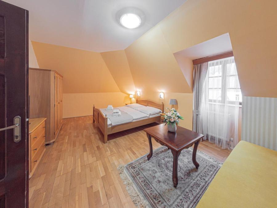 Hotel Salamander - Garni Banská Štiavnica Exterior foto