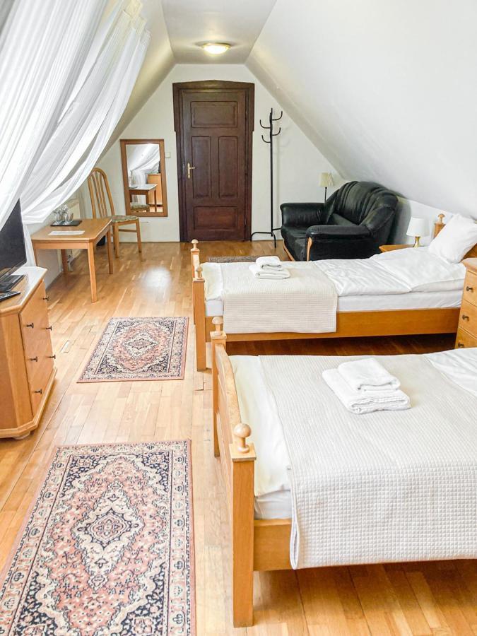 Hotel Salamander - Garni Banská Štiavnica Exterior foto